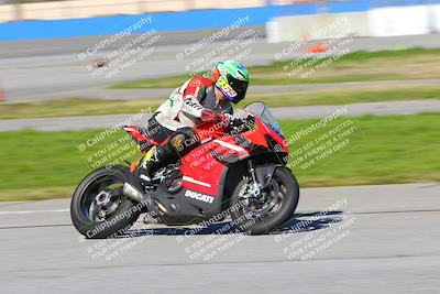 media/Jan-20-2023-Fastrack Riders (Fri) [[f2ad32aba3]]/Level 3/session 4 turn 6/